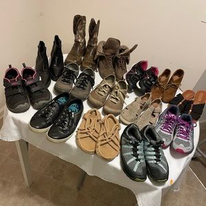 SHOES BOOTS SHOES BOOTS EUC COMING SOON